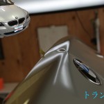 BMW５シリーズトランクのへこみ、修理前の写真！