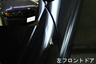 ＢＭＷ３２０i左フロントドアのへこみ、修理前の写真